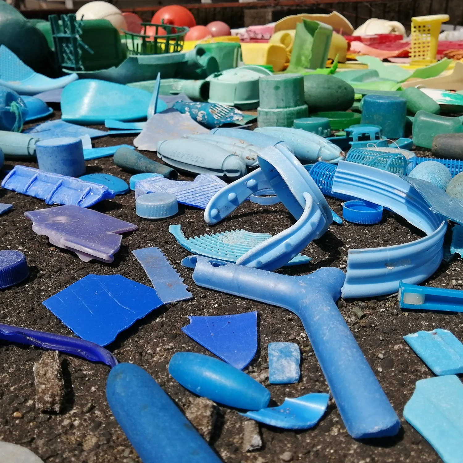 BUOY MARINE PLASTIC MINI LEAF TRAY - Image 5