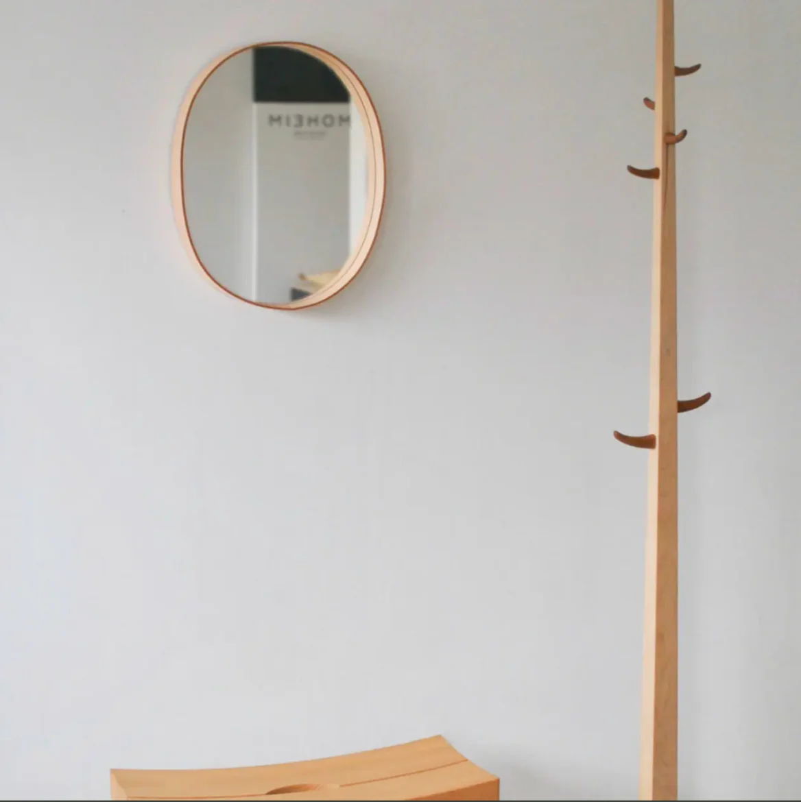 MOHEIM LEATHER OVAL MIRROR - Image 4