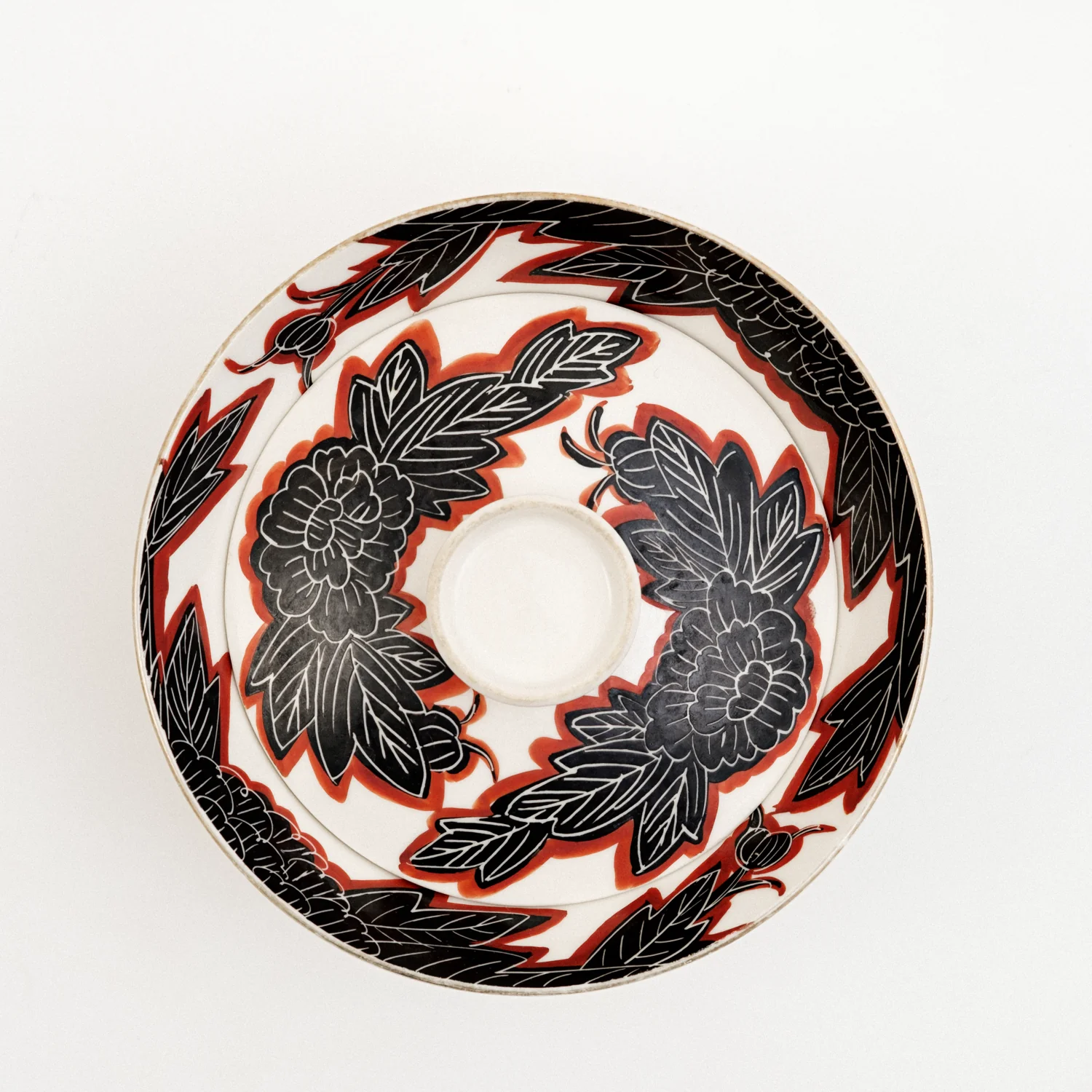 VINTAGE PORCELAIN BLACK PEONY DONBURI LIDDED BOWL